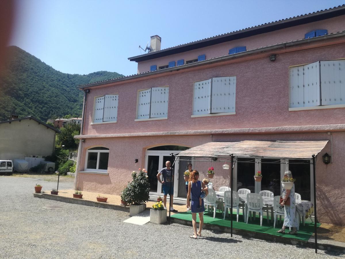 Gites Les Tilleuls Clamensane Exterior photo